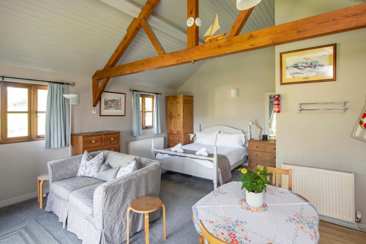 Beautiful With Stunning Views In * Box (Wiltshire)