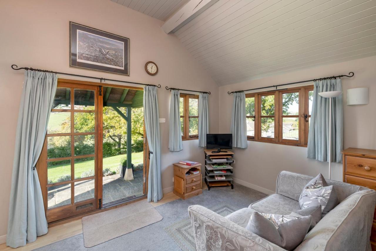 Beautiful With Stunning Views In * Box (Wiltshire)
